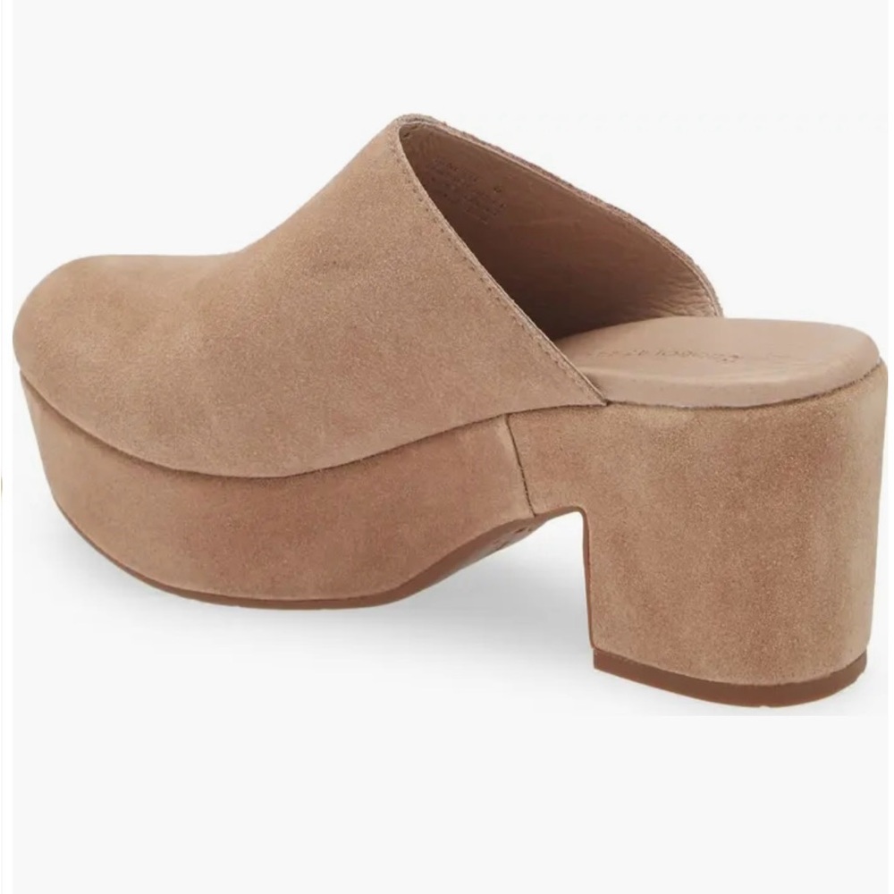 Chocolat Blu Tan Suede Platform Mules